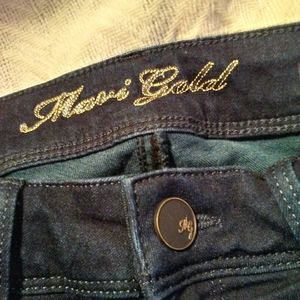 Women's brand new Mavi jeans